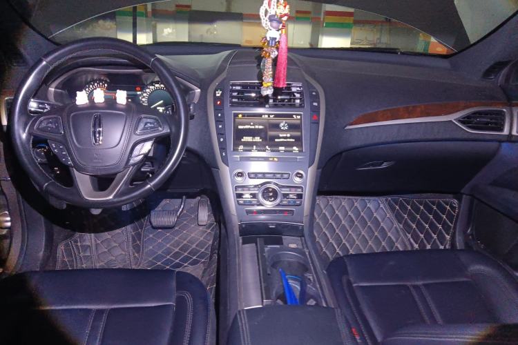 Used Lincoln MKZ 2018 2.0T Premium Edition
