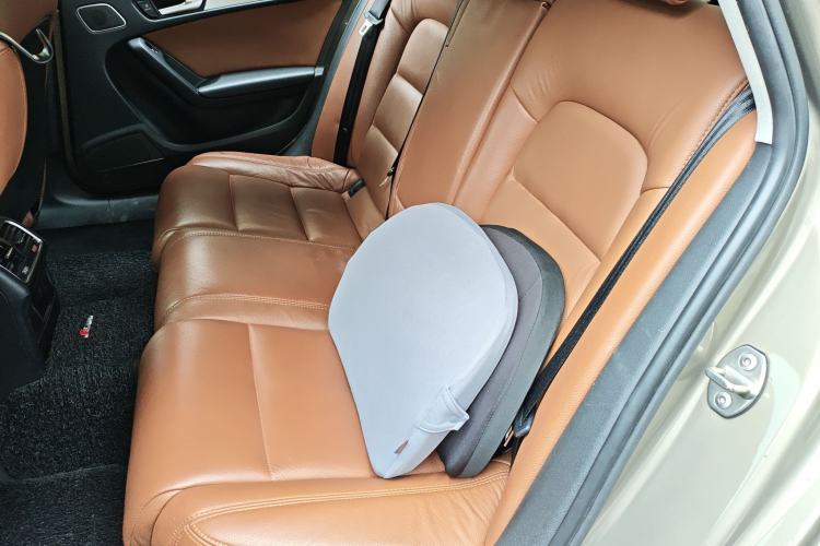 Used Audi A4L 2012 2.0 TFSI automatic standard version