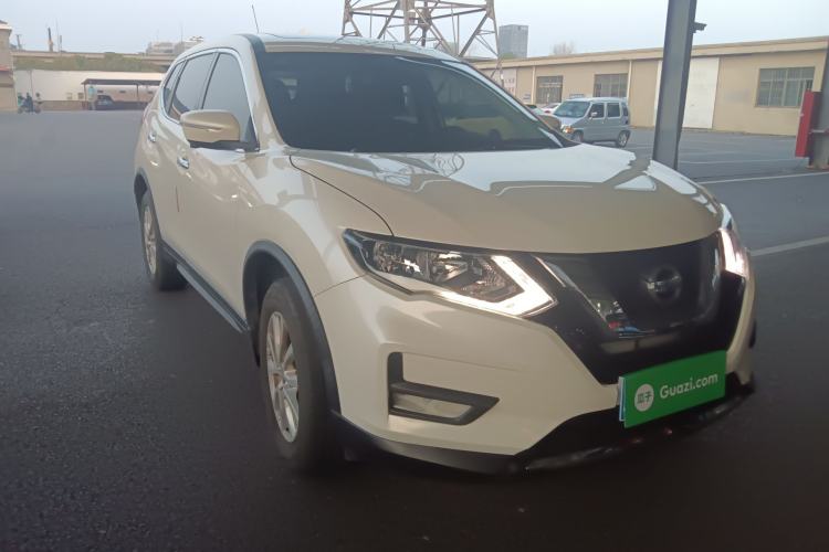 Used Nissan X-Trail 2020 2.0L XL ITS CVT 2WD SmartConnect Comfort Edition Front Right 45 Deg