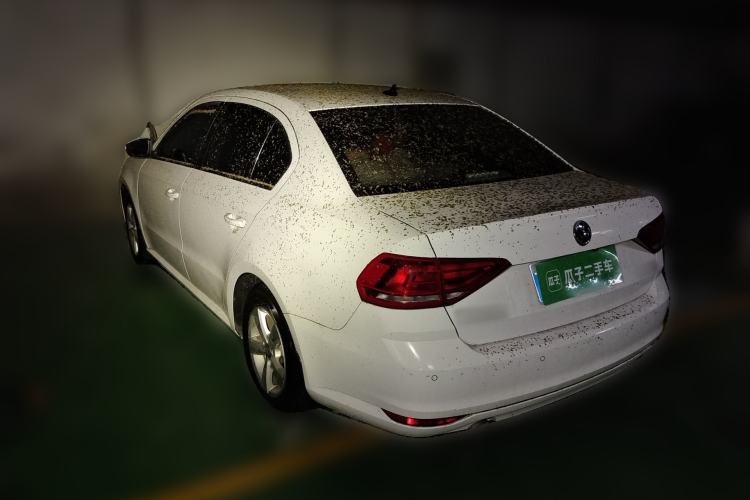 Used Volkswagen Lavida 2015 1.6L Automatic Fashion Edition Rear Left 45 Deg