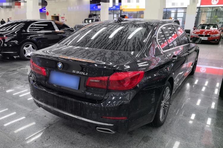 Used BMW 5 Series 2018 Facelifted 530Li Luxury Edition Premium Package
