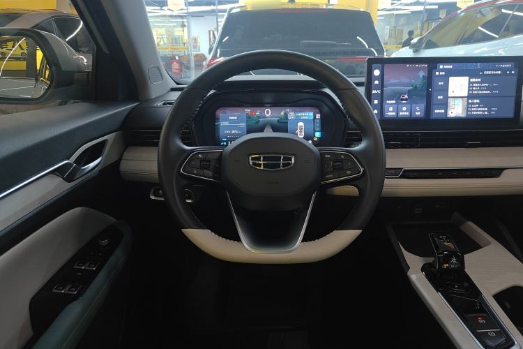 Used Geely Auto Emgrand L HiP 2022 1.5TD-DHT Pro 100KM Super Rui
