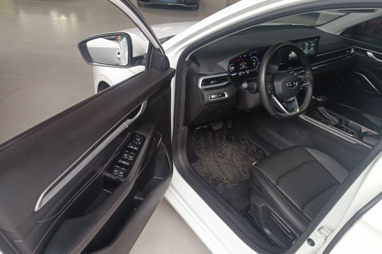 Used Geely Auto Emgrand 2022 4th Generation 1.5L CVT Luxury Model
