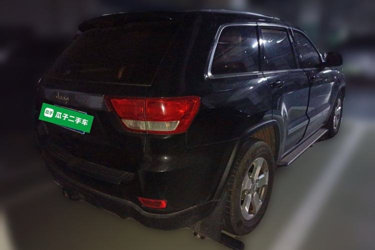 Used Jeep Grand Cherokee 2011 Revised Version 3.6L Comfort Edition
