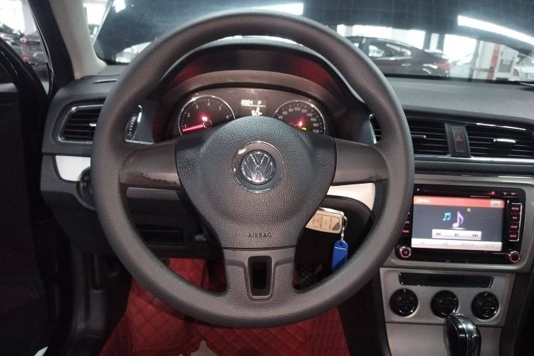 Used Volkswagen Lavida 2014 1.4 TSI DSG BlueMotion Technology Version
