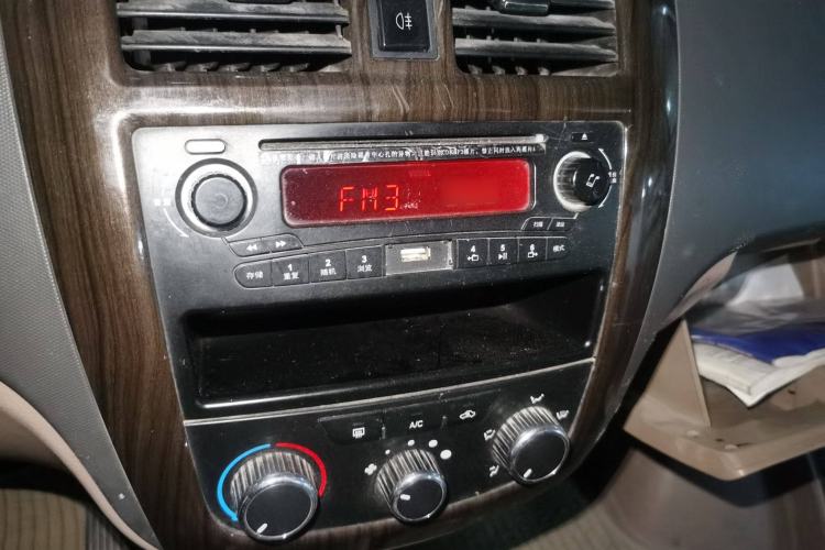 Used Wuling Rongguang 2014 1.2L S Standard Model