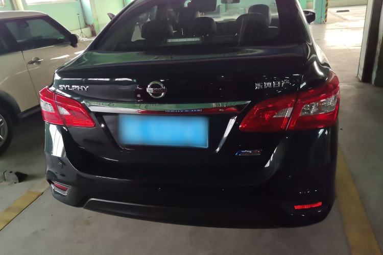 Used Nissan Sylphy 2019 1.6XV CVT Smart Connect Luxury Edition China VI Standard Rear