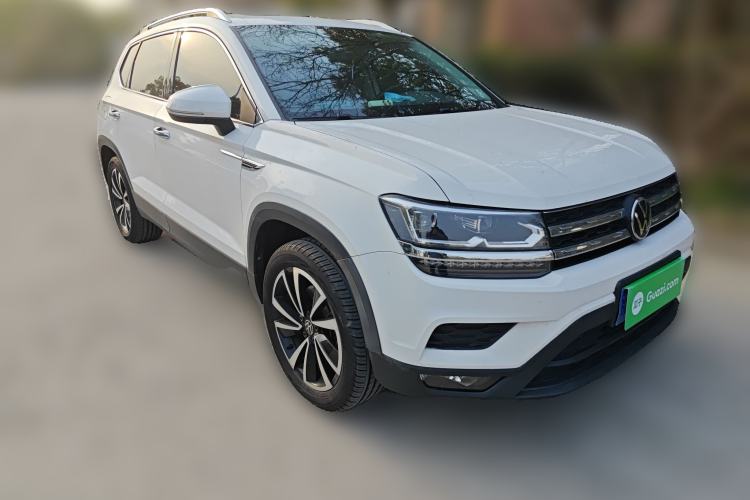 Used Volkswagen Tharu 2021 280TSI Two-Wheel-Drive Luxury Plus Edition Front Right 45 Deg