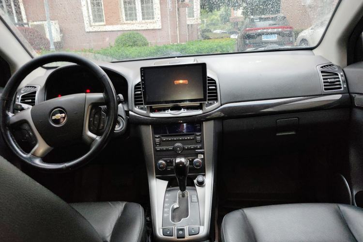 Used Chevrolet Captiva 2014 2.4L 4x4 Flagship Edition 7 Seats