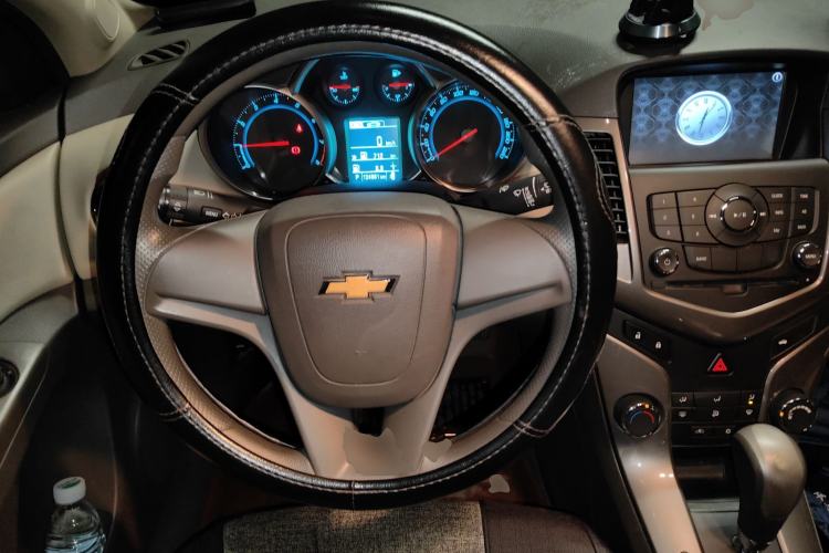 Used Chevrolet Cruze 2015 1.5L Classic SE AT