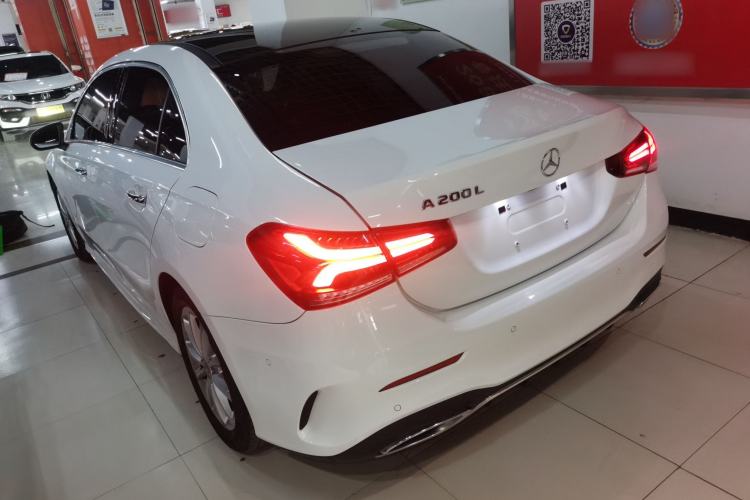 Used Mercedes-Benz A-Class 2022 Restyled A 200 L Sport Sedan Fashion Version Exterior 2