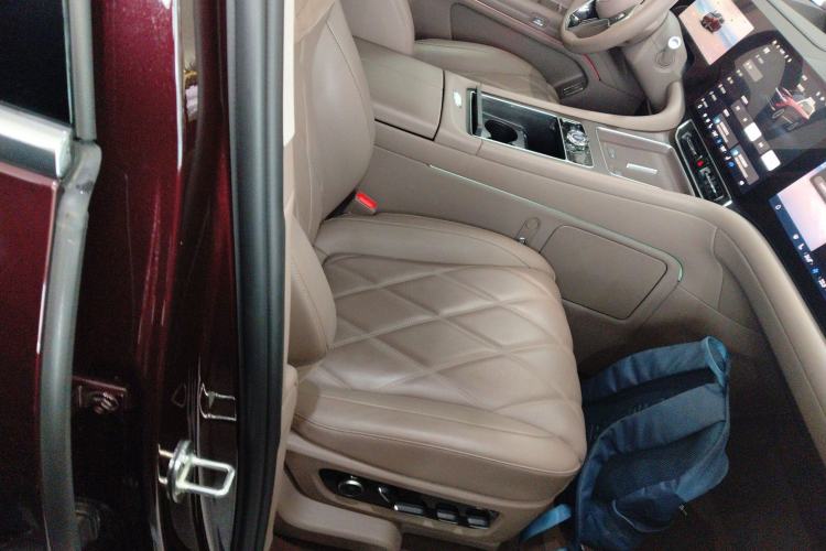 Used Hima AITO M9 2025 Extended-Range Ultra Version 52 kWh 6-Seater
