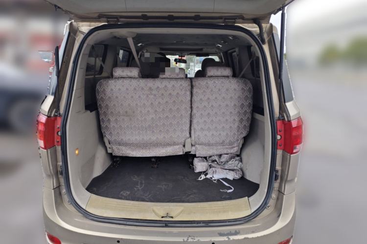 Used SAIC MAXUS G10 2014 2.0T Automatic Elite Edition