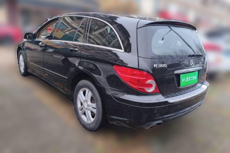 Used Mercedes-Benz R-Class 2009 R 300 L Business Model