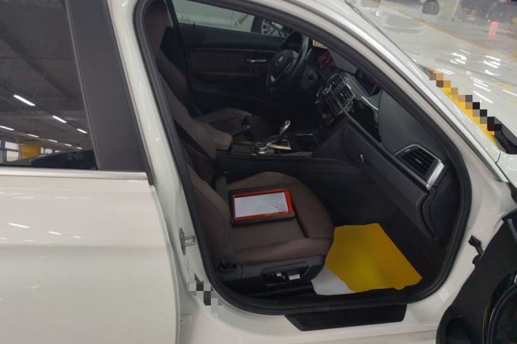 Used BMW 3 Series 2019 320Li Fashion Model Right Front Seat