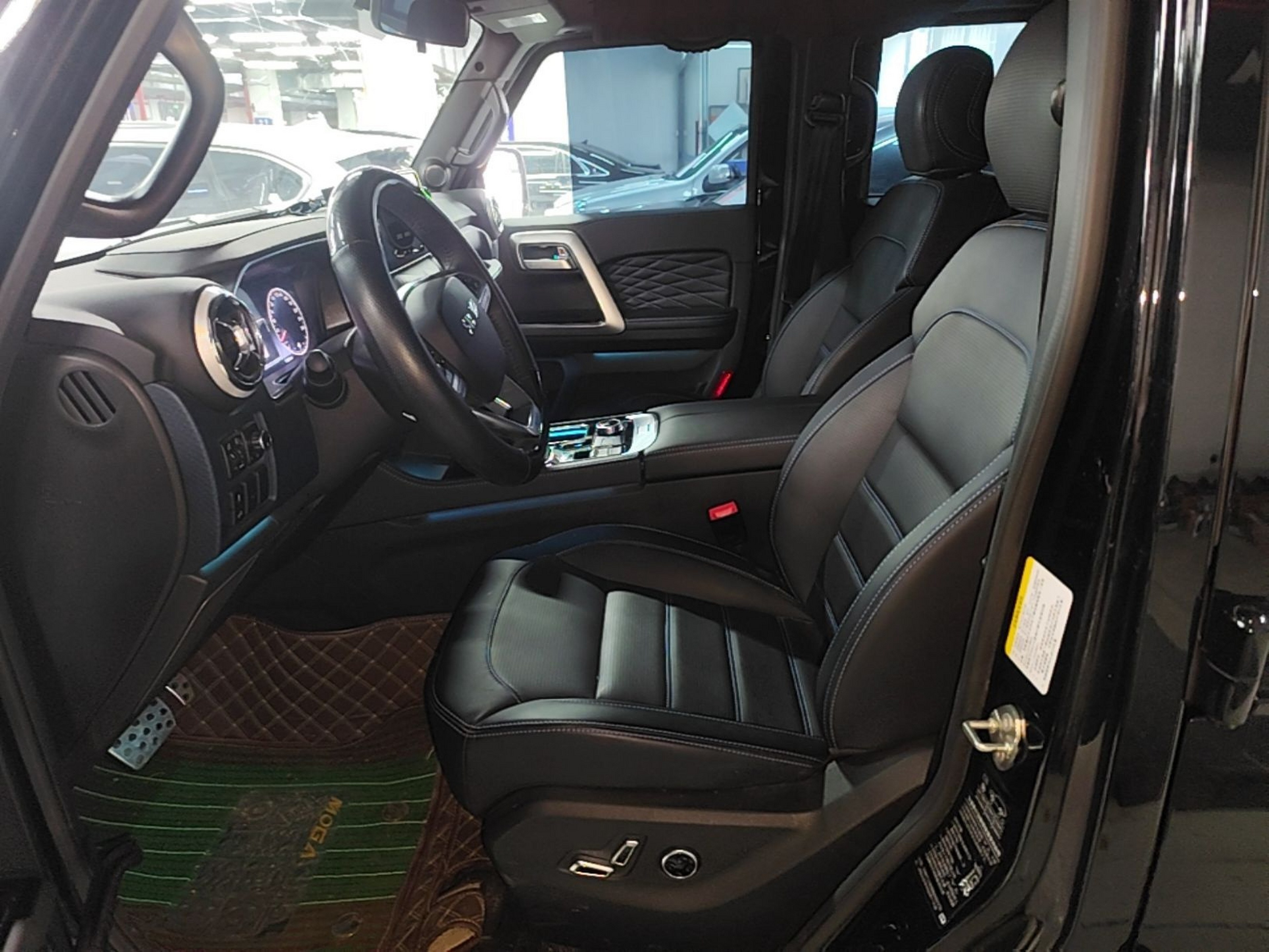Interior delantero