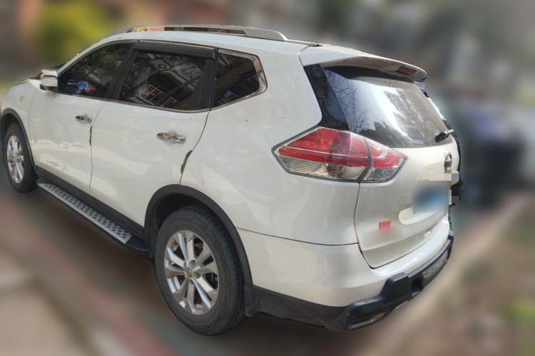 Used Nissan X-Trail 2015 2.0L CVT Comfort MAX Edition 2WD
