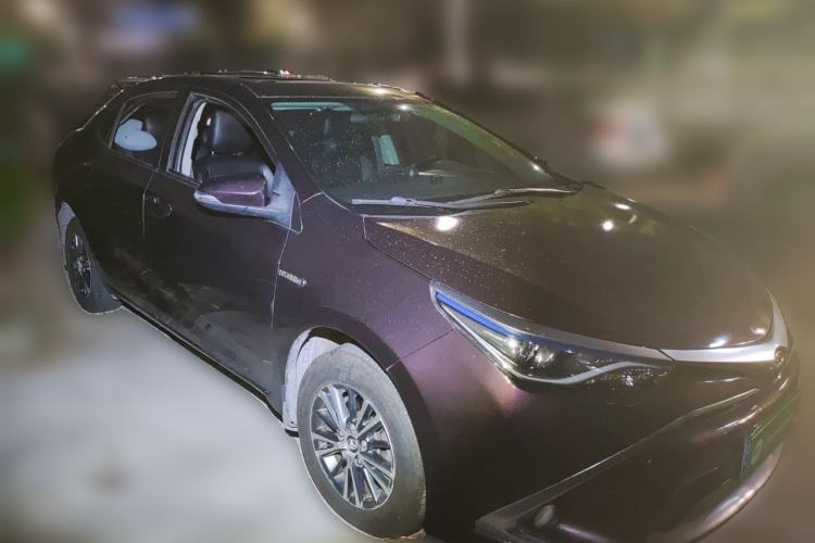 Used Toyota Levin 2016 Dual-Engine 1.8H GS E-CVT Elite Model with Sunroof
