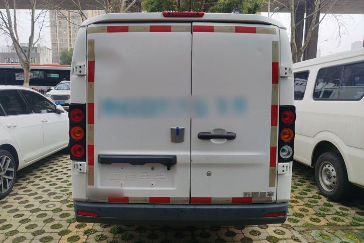 Used Farizon Xingxiang V 2023 V6E Zhonghang Lithium Battery 38.64kWh Value Edition Rear