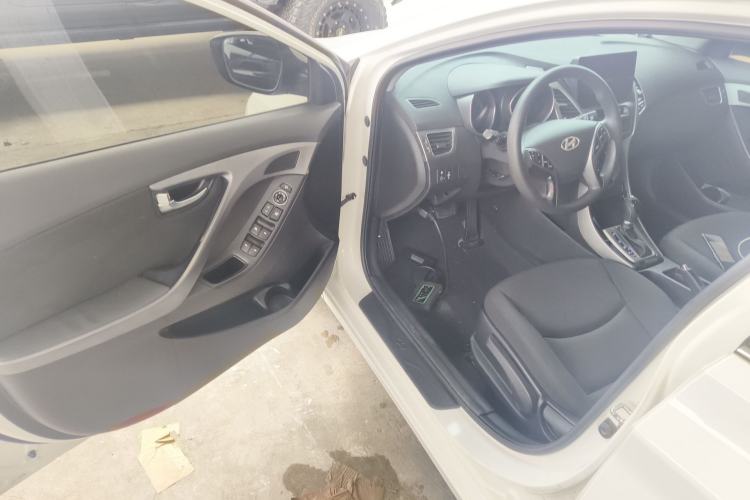 Used Hyundai Elantra (5th Generation / Langdong) 2015 1.6L Automatic Leading Model Driver Seat