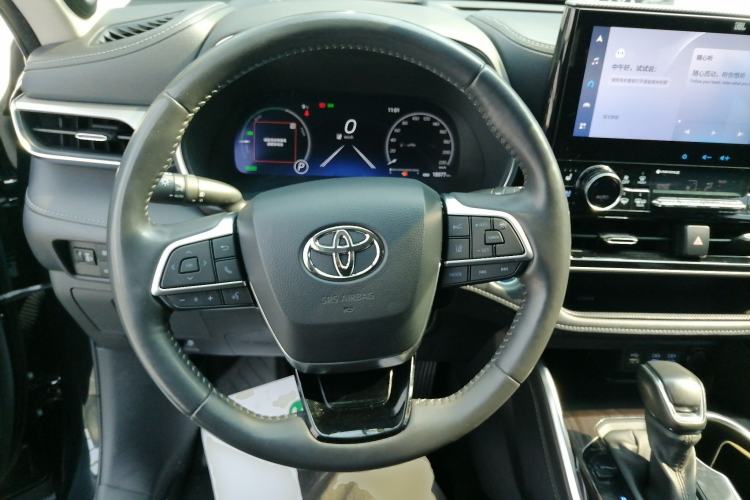 Used Toyota Highlander 2022 Dual-Engine 2.5L Four-Wheel Drive Supreme Edition 7-Seater Steering Wheel