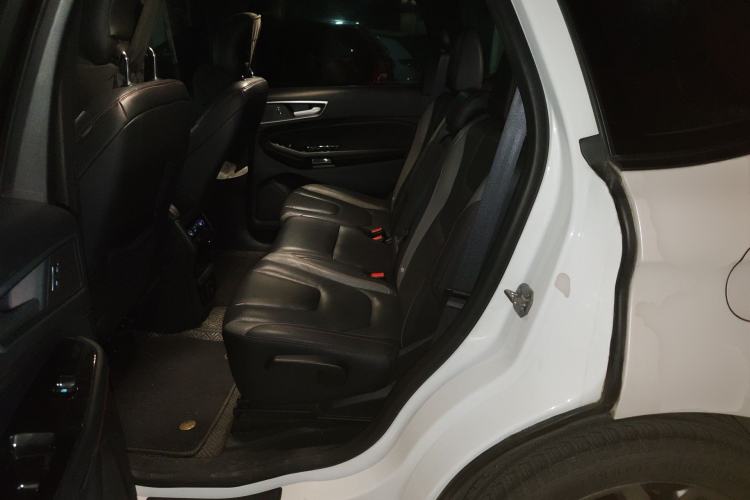 Used Ford Edge 2020 EcoBoost 245 4x4 ST-Line 7-Seater Left Rear Seat