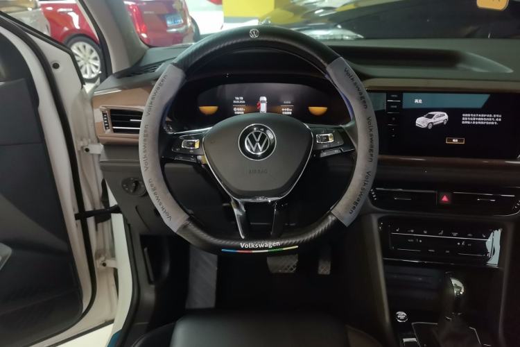 Used Volkswagen Tharu 2022 280TSI Two-Wheel-Drive Luxury Edition Steering Wheel