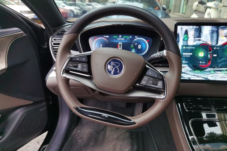 Used BYD Han 2023 EV Champion Edition 605KM Front-Drive Premium Model
