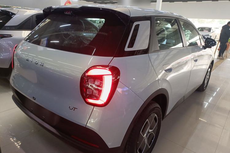 Used AION UT 2025 330 Starlight Edition