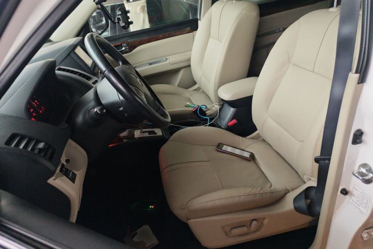 Used Mitsubishi Pajero Sport 2013 3.0L Automatic 4x4 Flagship Edition Left Front Seat