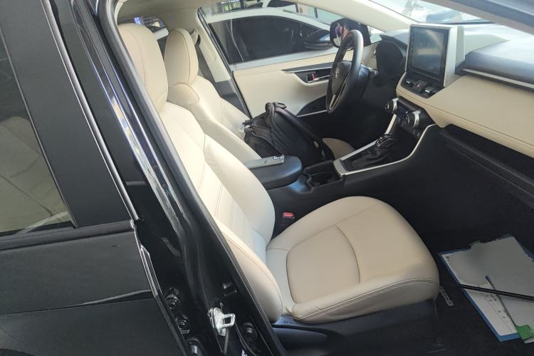 Used Toyota RAV4 2020 2.0L CVT Two-Wheel Drive Fashion PLUS Edition