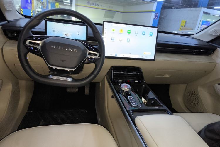 Used Wuling Xingguang 2023 150 Advanced Edition
