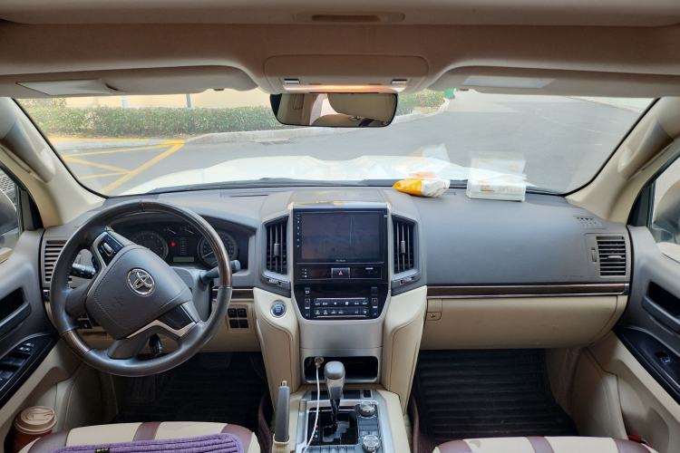 Used Toyota Land Cruiser 2019 4.0L GX-R 7 Seats Parallel Import
