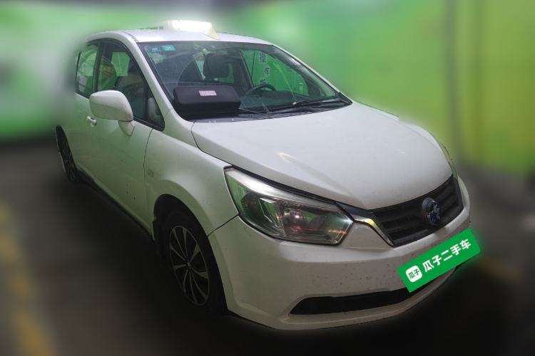 Used Venucia R50 2012 1.6L Automatic Comfort Edition
