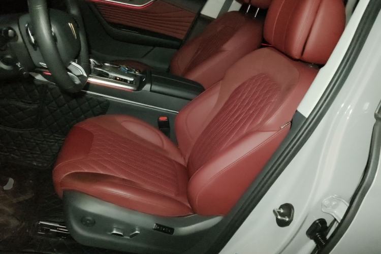 Used Hongqi HS5 2023 2.0T Flagship Pro Edition
