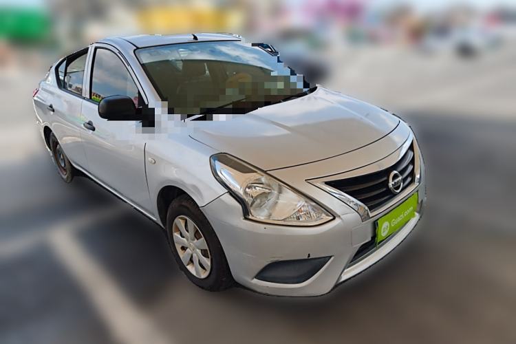 Used Nissan Sunny 2015 1.5XE Manual Comfort Edition
