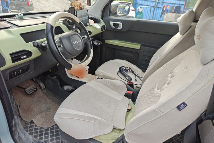 Used Geely Galaxy Panda 2024 Panda Mini 200km Endurance Bear Left Front Seat