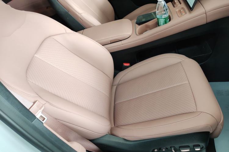 Used Nio EC6 2024 75 kWh