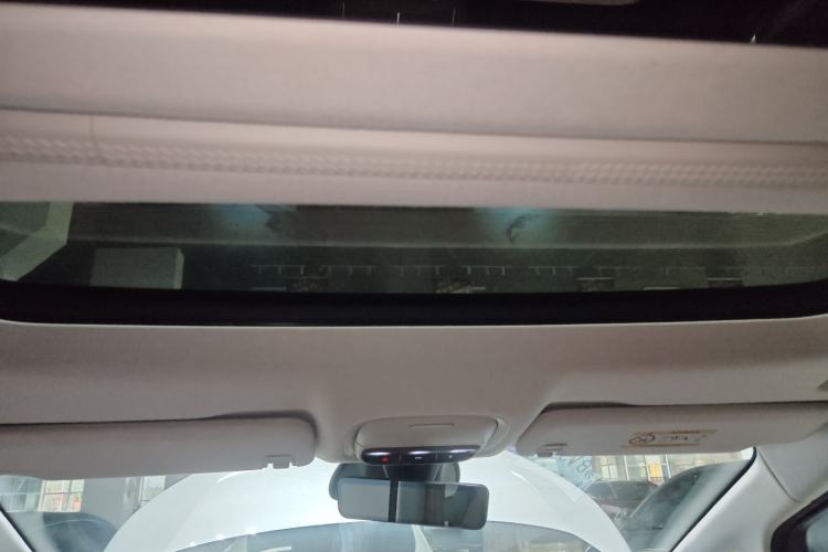 Used XPeng X9 2025 740 Ultra-Long Range Max Headliner