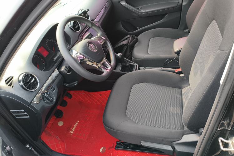 Used Volkswagen Jetta 2017 1.4L Manual Fashion Edition