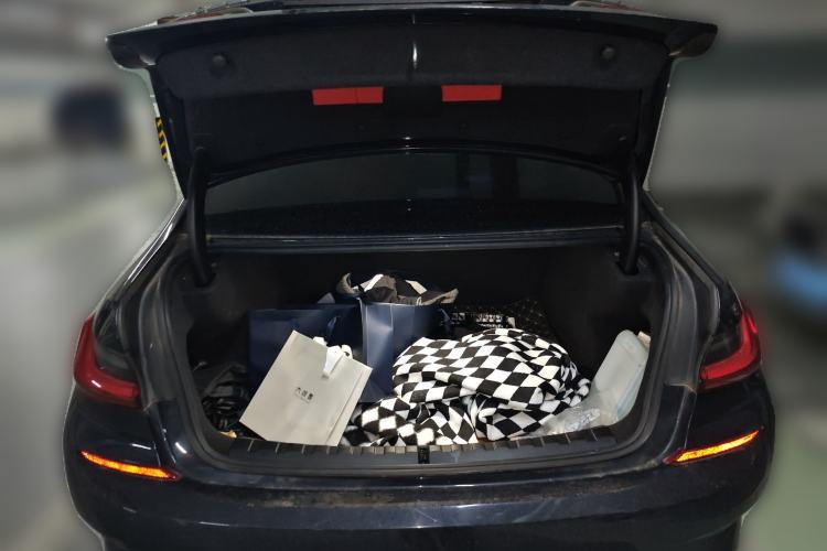 Used BMW 3 Series 2021 Second Facelift 325Li M Sport Package
