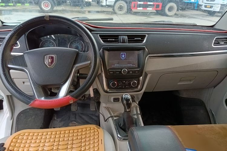 Used Jinbei New Hiace X30L 2019 1.5L Business Edition China VI SWC15M Center Console