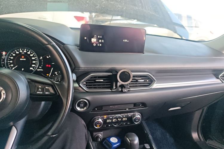 Used Mazda CX-5 2022 2.0L Automatic Two-Wheel Drive Smart Edition Center Console