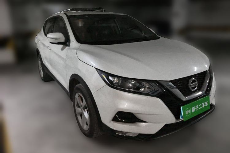 Used Nissan Qashqai 2019 2.0L CVT Smart Enjoyment Version Front Right 45 Deg