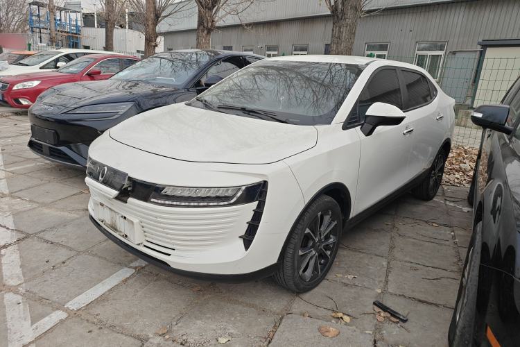 Used ORA iQ 2018 Smart Connectivity Model