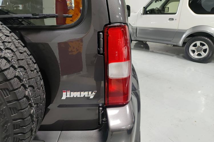 Used Suzuki Jimny 2015 1.3 MT JLX
