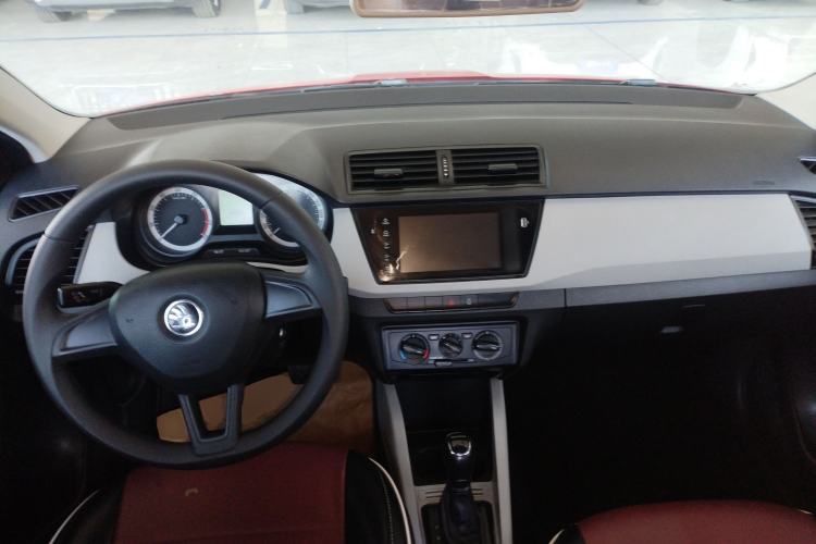 Used Skoda Fabia 2017 1.4L Automatic Car Enjoy Edition
