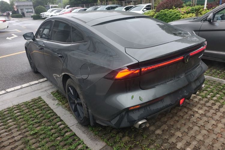 Used CHANGAN UNI-V 2022 1.5T Prestige Version Rear Left 45 Deg