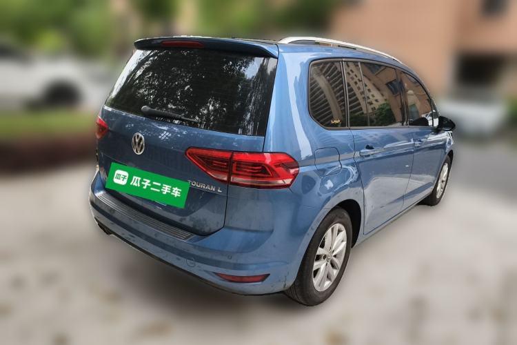 Used Volkswagen Touran 2016 Volkswagen Touran L 280TSI DSG Comfort Edition Rear Right 45 Deg