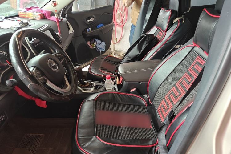 Used Jeep Cherokee 2016 2.4L Professional Smart Version